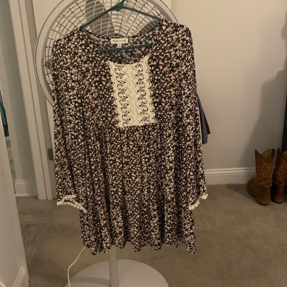 Size Small floral babydoll dress